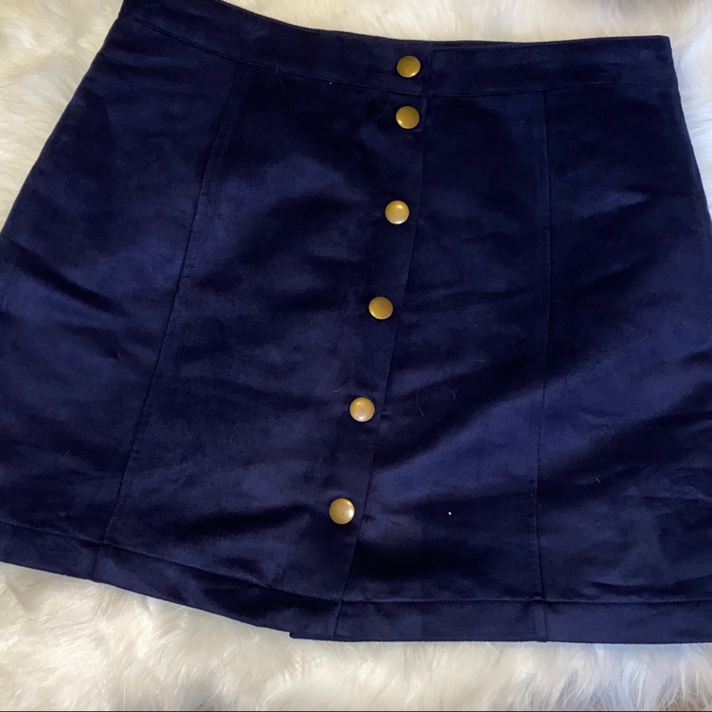 Front button skirt size 6